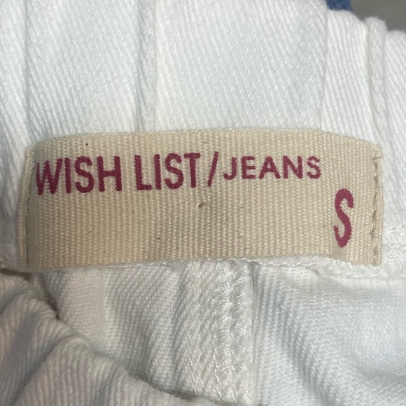 Wish List White denim jean shorts, distressed pull on w/ draw string, size S - Picture 4 of 4